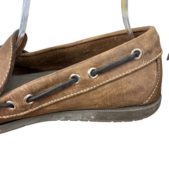LL Bean Mens Brown Leather Slip On Boat Shoes Loafers Preppy Casual sz 8 EE Wide - Picture 4 of 16